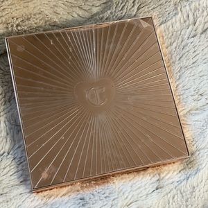 Charlotte Tilbury Glowing Beauty Face Palette